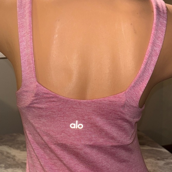 ALO Alosoft Yoga Light Heather Pink Tank Top - Picture 5 of 9